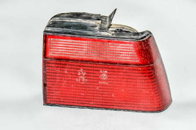 VOLVO V50 ÇIKMA YEDEK PARÇA STOP LAMBASI_046